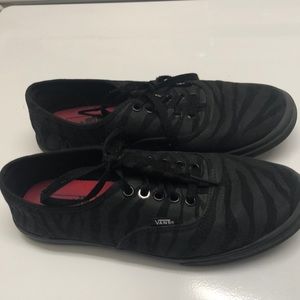 Black Zebra print Vans size 8 women’s